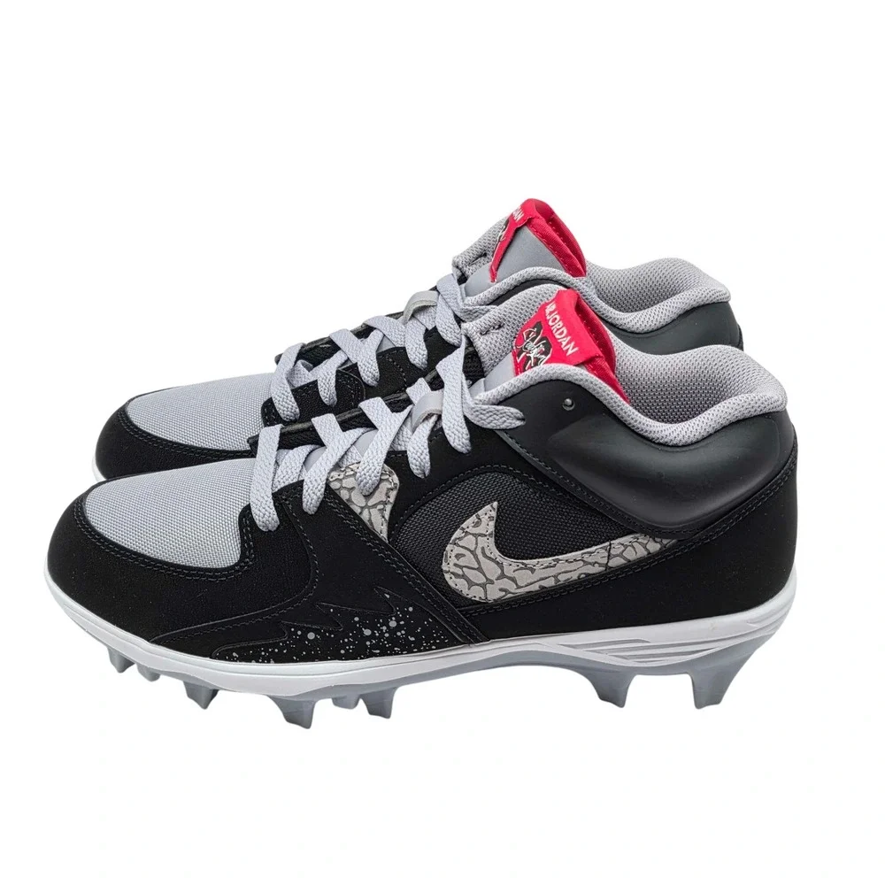 Jordan Stadium 90 Low TD Football Cleats Black Cement Mens 9.5 HQ0210-060 NEW